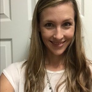 Meet your Posher, Christie